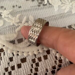 New sterling silver diamond cut men’s ring size 12